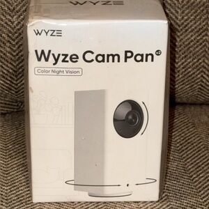 NWT Wyze Security Surveillance Cam Pan 2- Sleek White Design COLOR NIGHT VISION